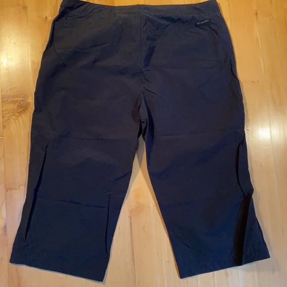 COLUMBIA | capris - Picture 4 of 4